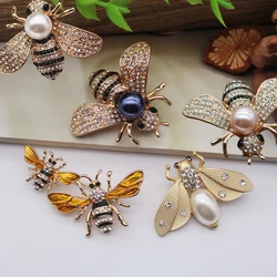 Art Deco Pin Jewelry Wholesale Vintage Cute Crystal Pearl Insect Queen Honeybee Bumble Honey Bee Brooch for Women Backpack Cloth