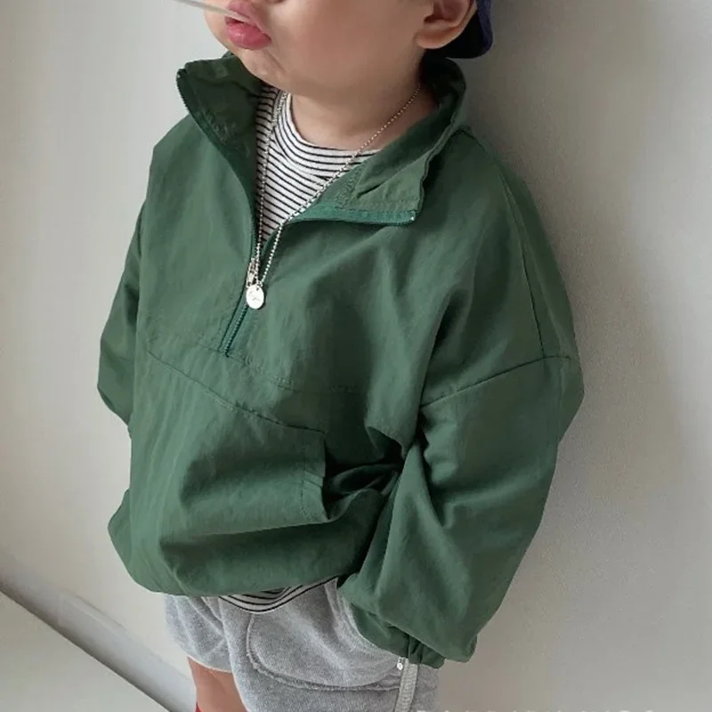 Children\'s clothing Korean spring clothing new top baby light and comfortable pocket windbreaker small jacket