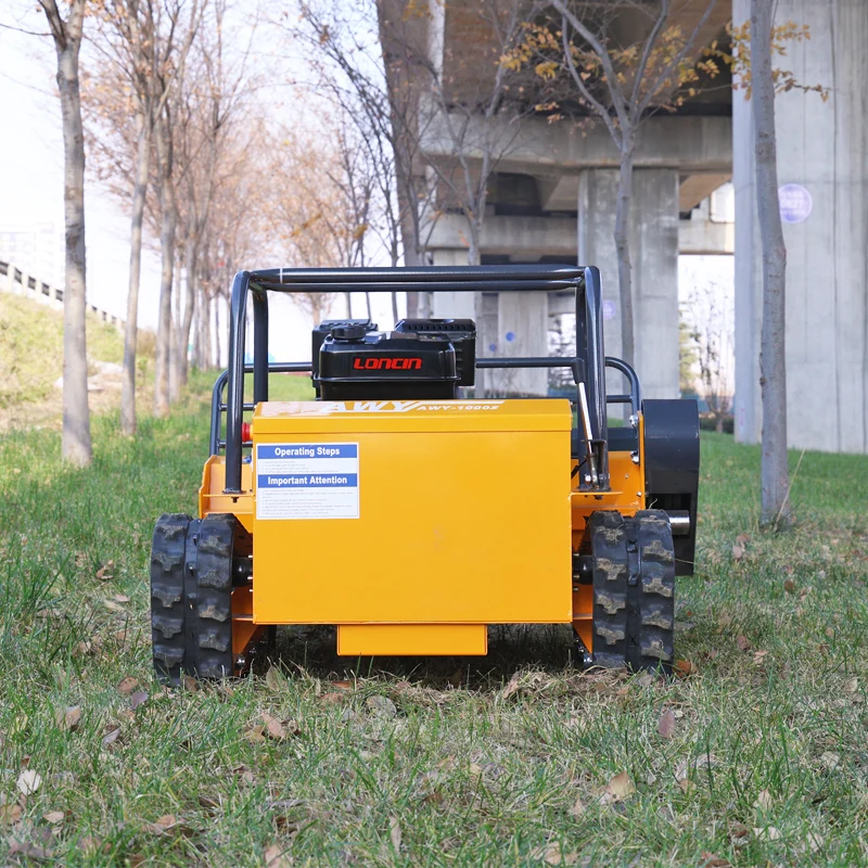 جزازة العشب ذات الشريط الأفقي المخصص بأربعة أشواط تعمل بالتحكم عن بعد مناسبة لتنظيف العشب في فناء الأقراص الكبيرة