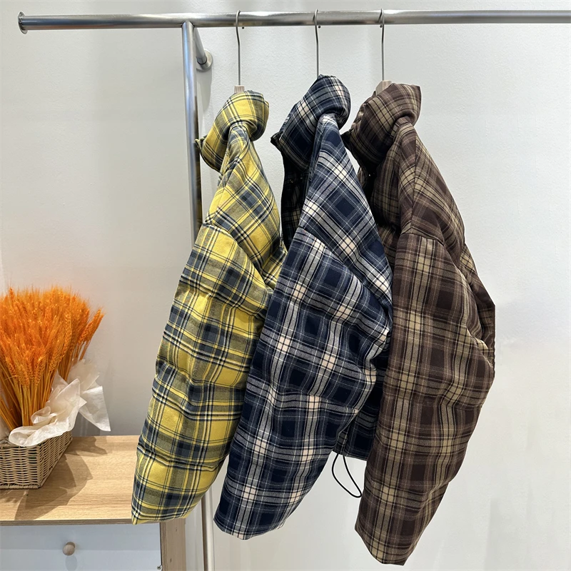 高品質の冬の女性のキルティングチェック柄ショートダウンジャケットスタンドカラーレトロY2Kファッションカジュアル厚手暖かいグースダウンアウターウェア