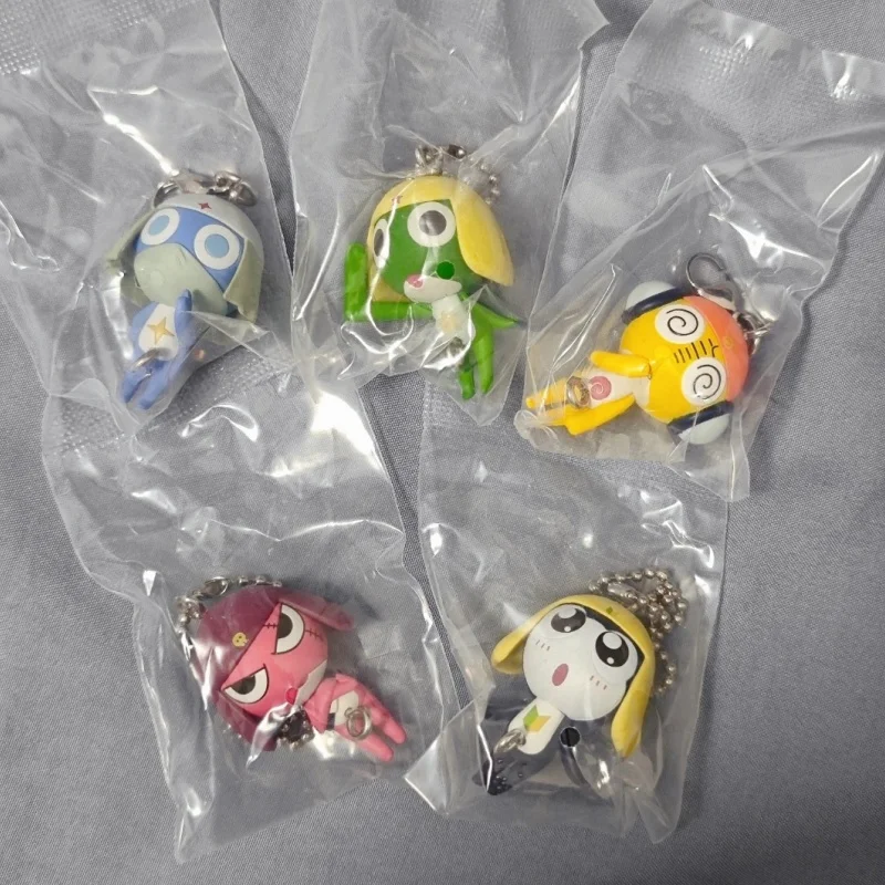 الجديد في المخزون بانداي غاشا الرقيب كيرورو الشكل لطيف على ظهره تزيين مُثبت حلية جمع سلسلة هدايا عيد الميلاد اللعب