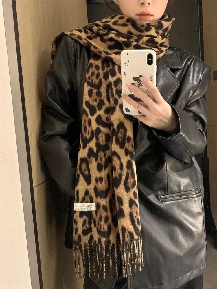 

Leopard Print Scarf Women's Autumn Winter Retro Classic Thick Print Tassel Shawl Korean Fashion Versatile Warm Brown Scarf