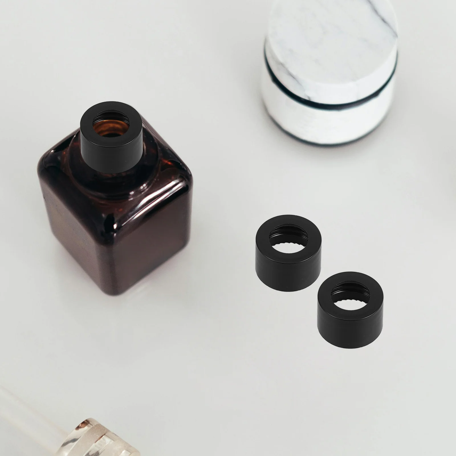 

20Pcs Aromatherapy Cap Hole Essential Oil Bottle Lids Glass Dropper Replacement Sealing Fresh Potent Aromatherapy Cap with Hole