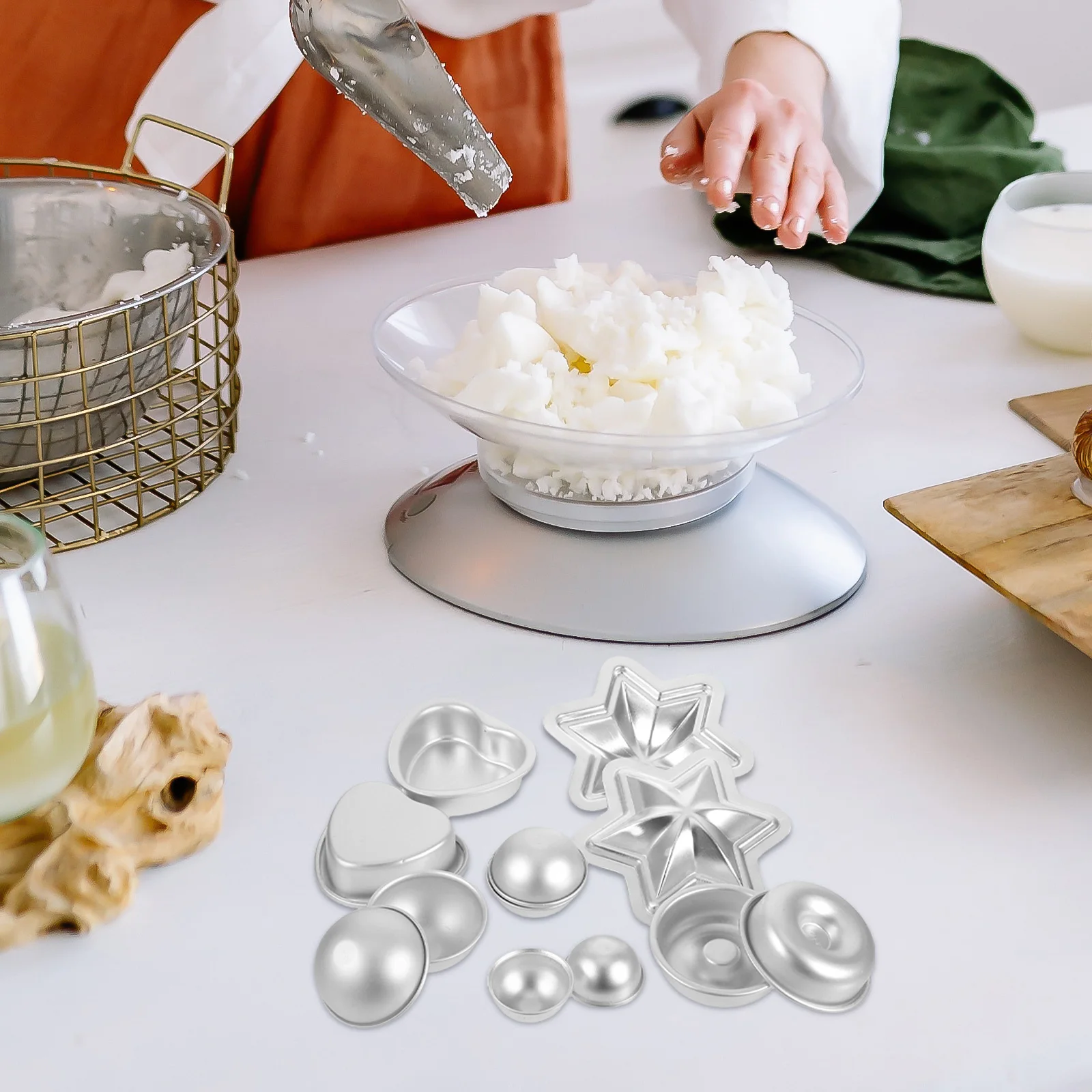 

12pcs Cake Mold Aluminum Alloy Hemisphere Semicircle Baking Pan Creative Design for Halfround Cakes Home Bakeries Cafes