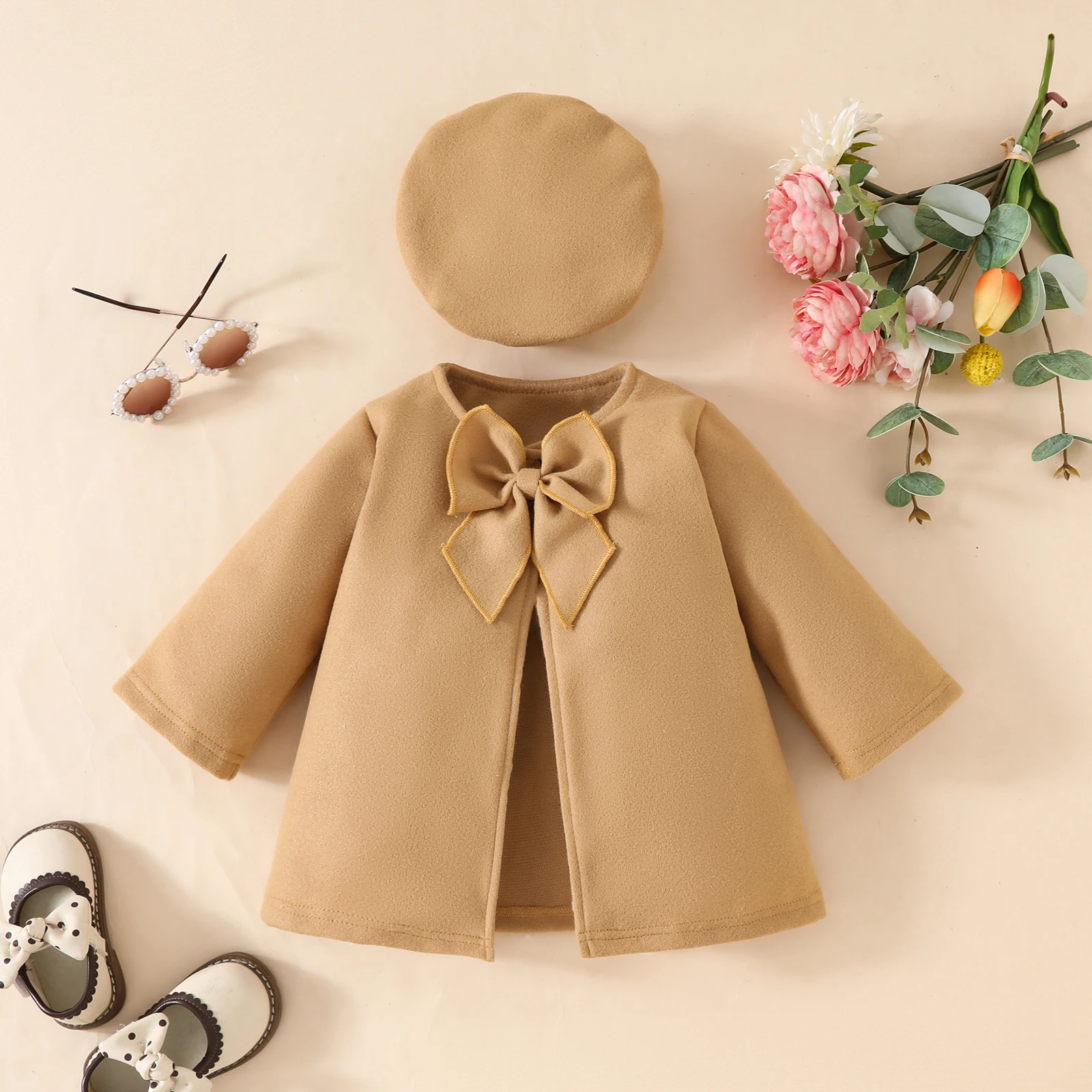 Autumn and winter baby girl 1 button bow coat + Beret 2 piece set