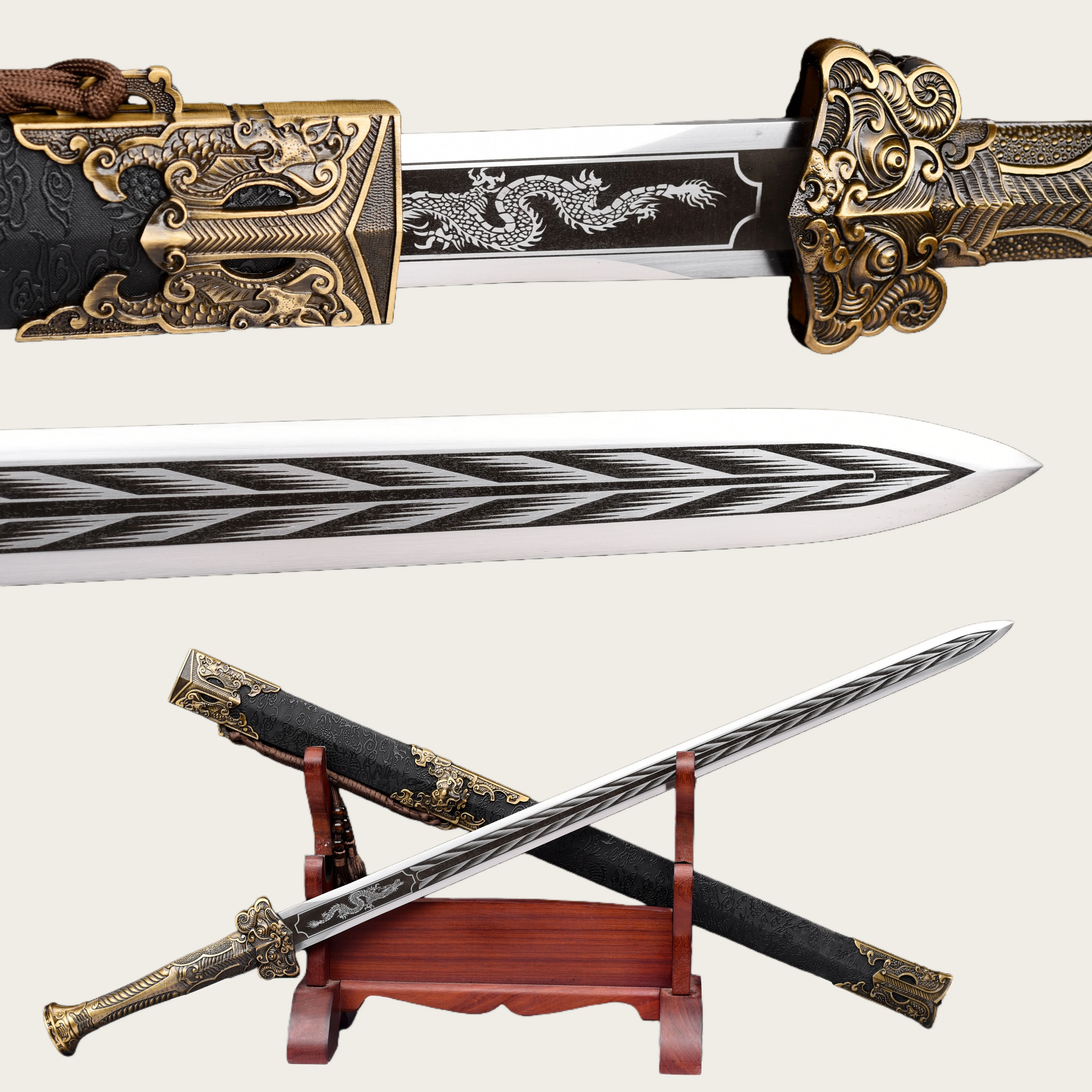 Medieval flying dragon Templar Knight sword cosplay European Crusader sword-wielding warrior battle preparation Sharp katana