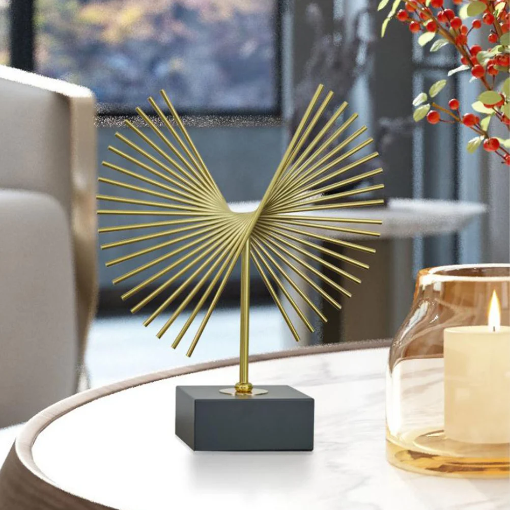 

Metal Art Modernism Style Eagle Decoration Creative Craft for Home Office Desktop Table Crafts Decorative Ornament