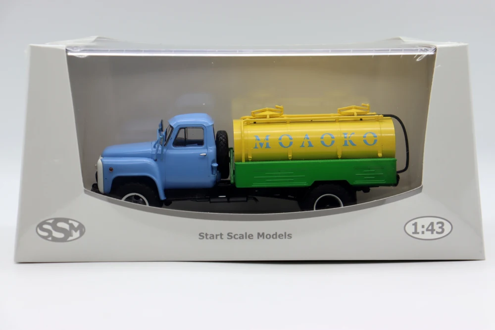 SSM 1/43 Scale 1:43 ACPT-3,3 GAZ-53 Milk TRUCK USSR Cars SSM1332 Diecast Models for collection