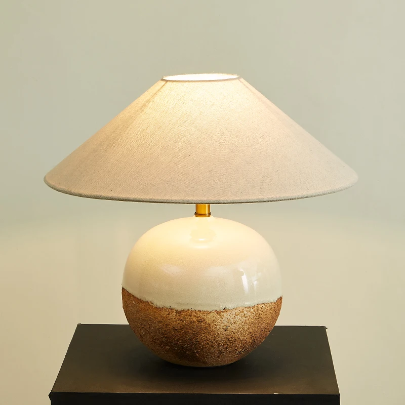 

Japanese-style wabi-**** wind table lamp New Chinese-style American retro designer bed and breakfast living room bedroom bedside