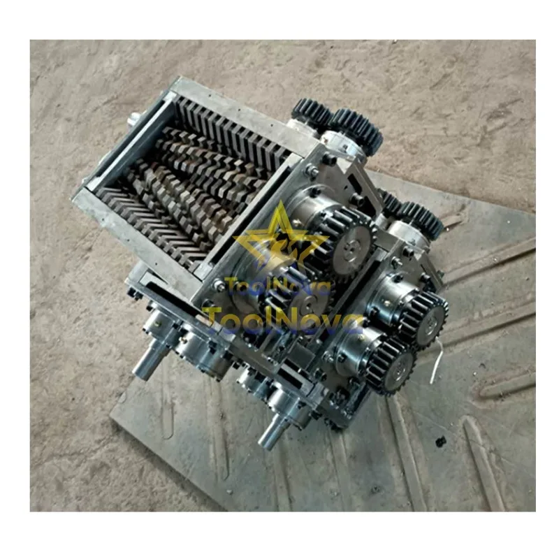Small shredder chassis scrap metal wood domestic waste plastic shredder box fabric old clothes shredder