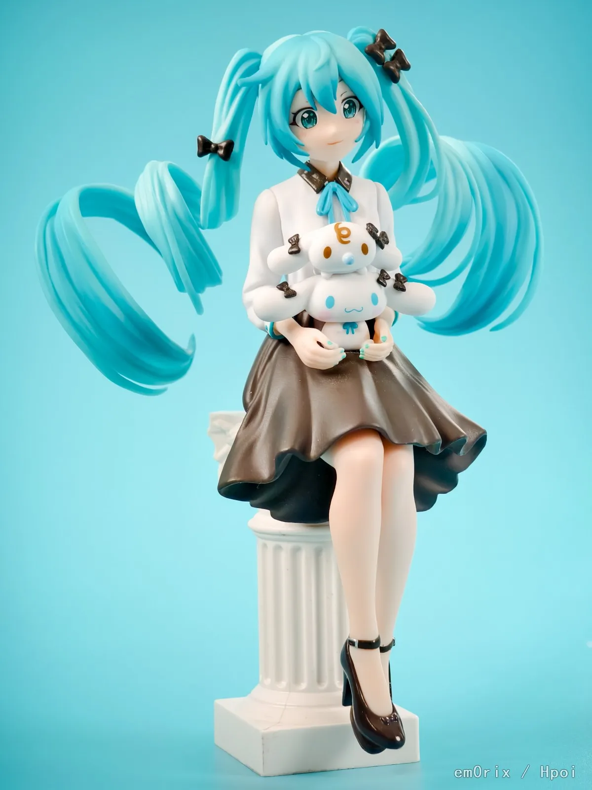 ฟิกเกอร์อนิเมะ ฮัตสึเนะ มิคุ 14 ซม. รูปสุนัขหูใหญ่และตัวกั้นแก้วนม ของตกแต่ง ของเล่นเด็ก ของขวัญ