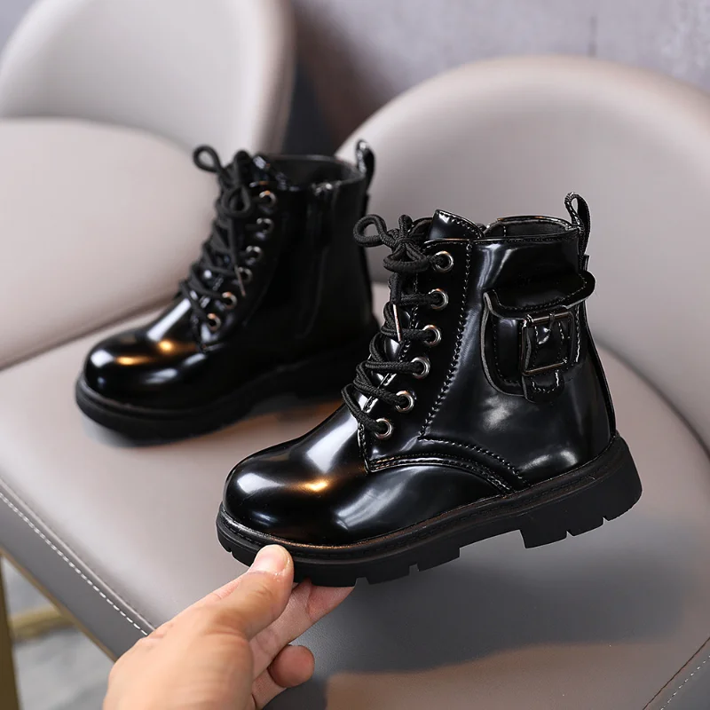 Botas de estilo británico para niños y niñas, Botines de cuero Pu negro, zapatillas de deporte, otoño, 2023