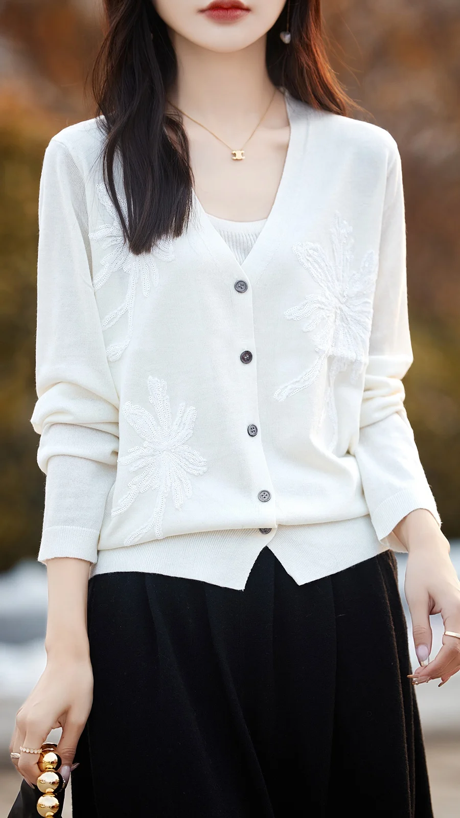 

New Spring Autumn Women's T-Shirts Blend Wool Knitwear Thin Cardigan Long Sleeve Clothing Tops Cozy Ladies Coat Spinning Sweater