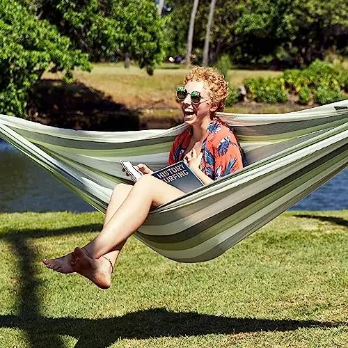 Brisa Double Outdoor Hammock — Colombian-Made Polypropylene, UV & Weather Resistant, for Backyard & Patio - Cedar