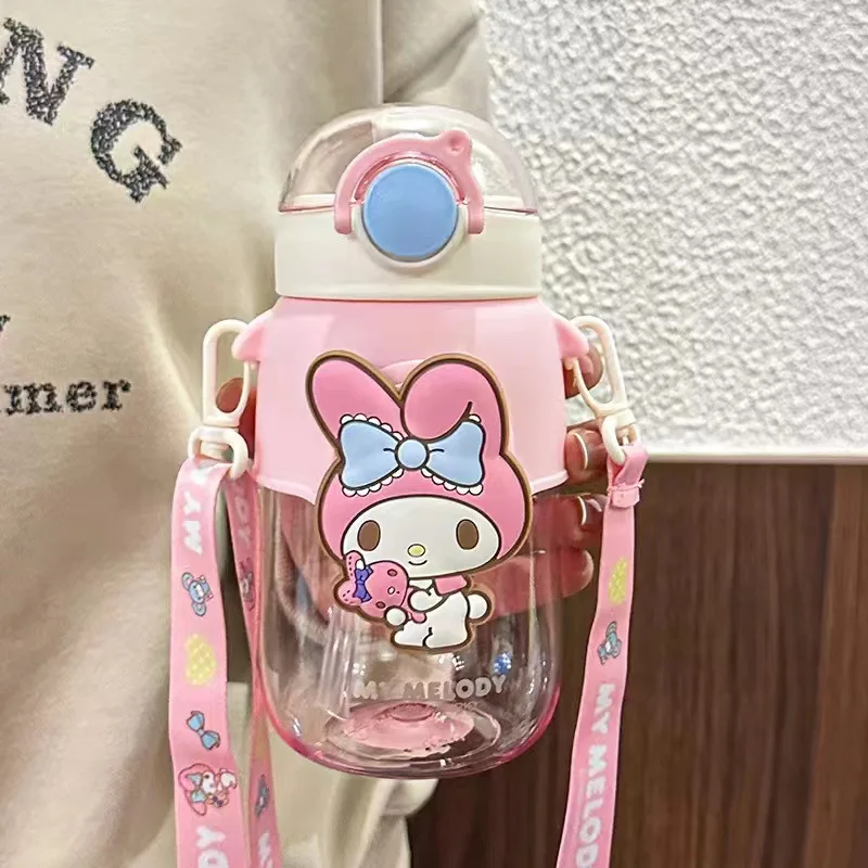 690ml Sanrio Large Capacity Water Bottle Cinnamoroll Kuromi My Melody Portable Straw Water Cup for Outdoor Sports Fitness