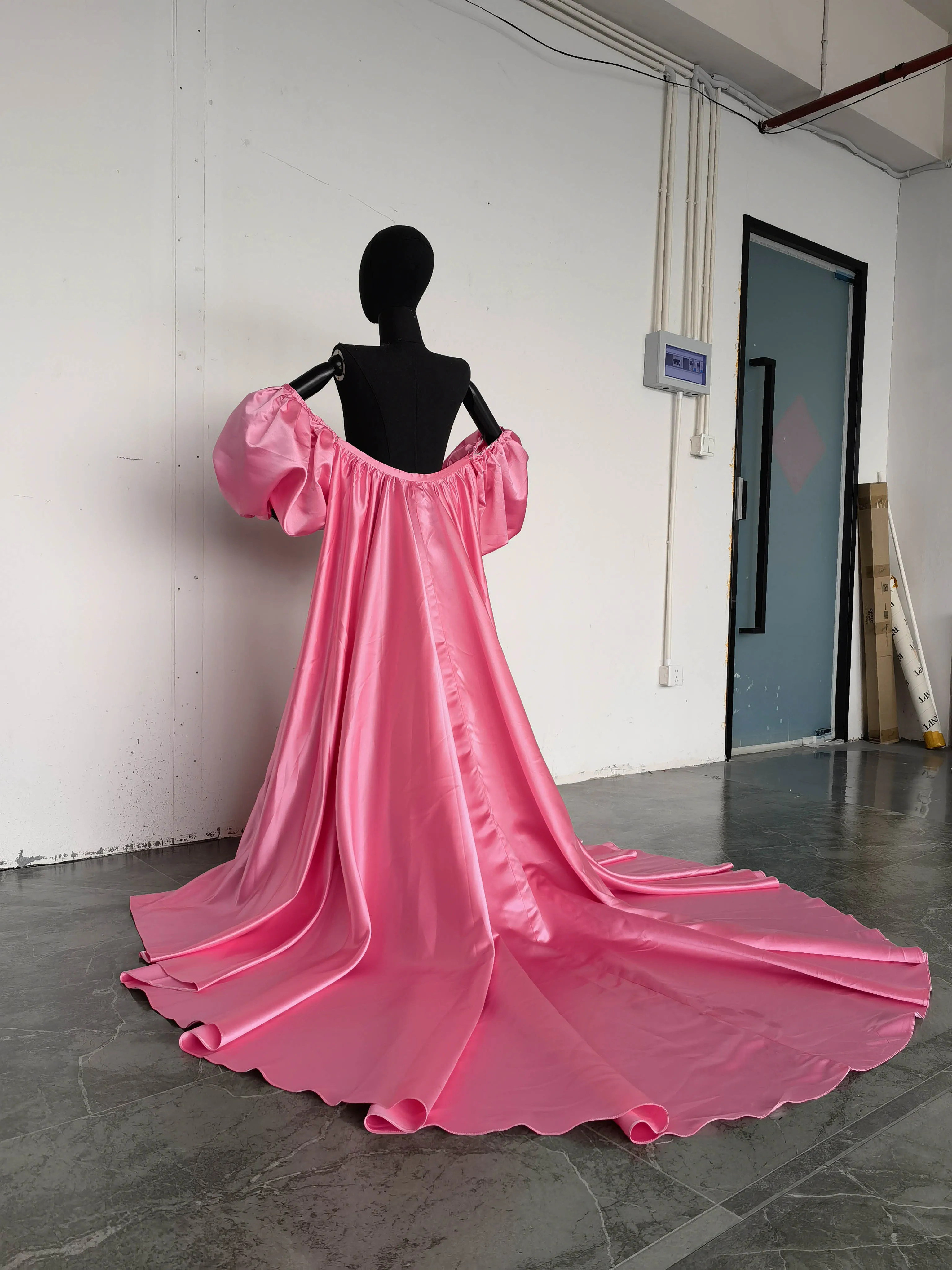 Pink Satin Evening Detachable Train With Puff Sleeves Morden Wedding Removable Skirt Prom Cape Overskirt Customized 2025