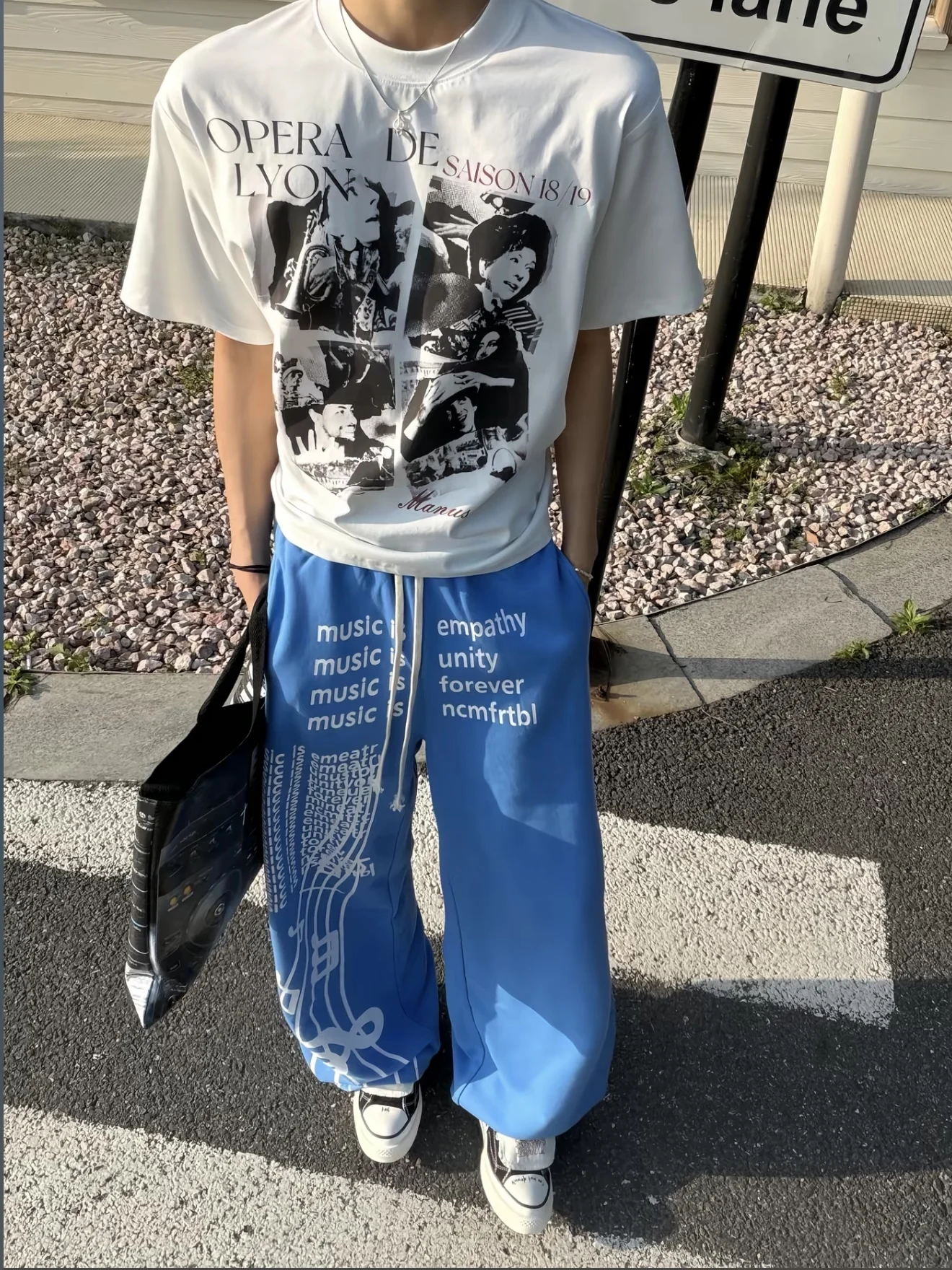No image