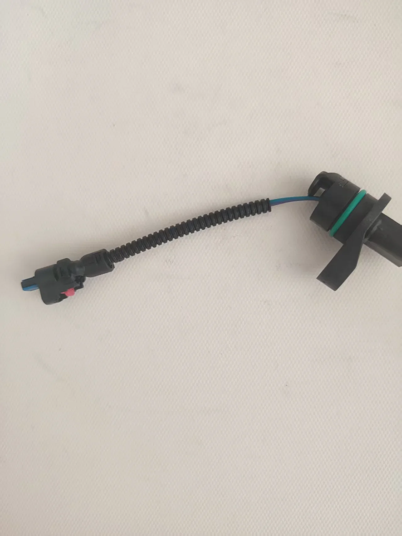 12686791 12675423 Engine Oil Level Indicator Control Module Wiring Harness Oil Solenoid Valve Wire Harness Used for New Models