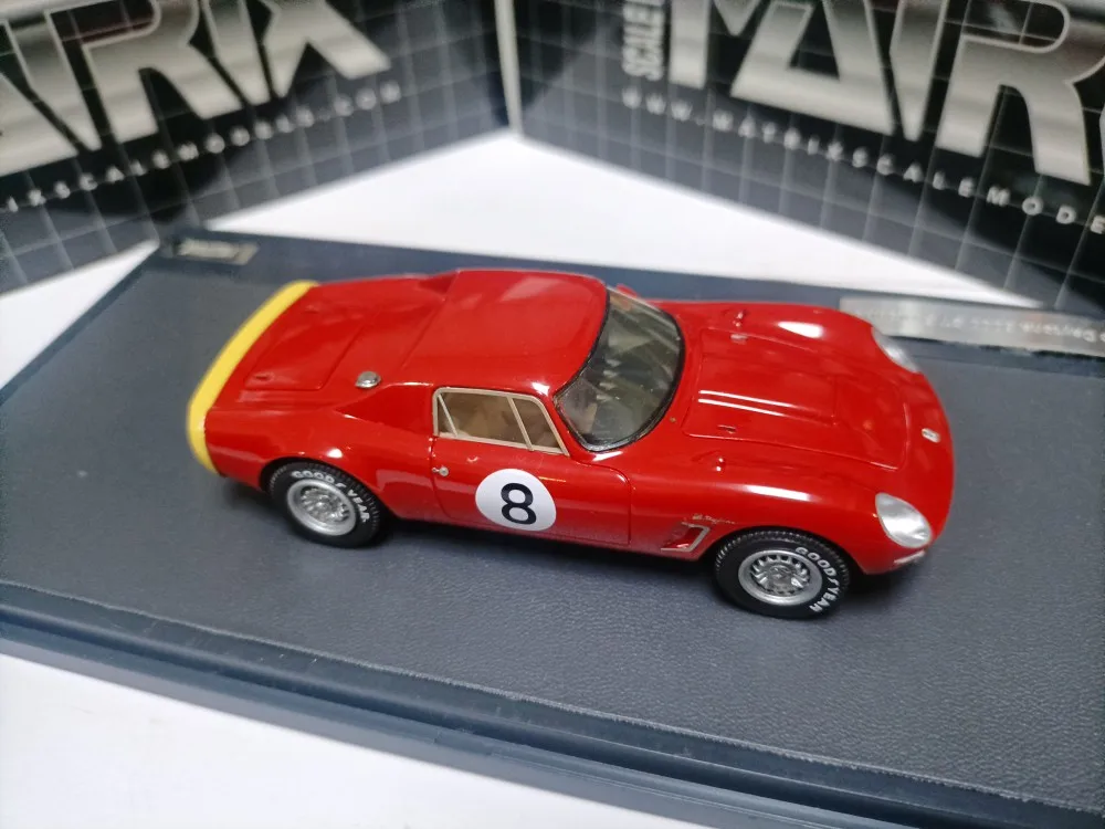 Matrix 1:43 ISO Daytona 6000GT Prototipo Vintage Car Simulation Limited Edition Resin Metal Static Car Model Toy Gift