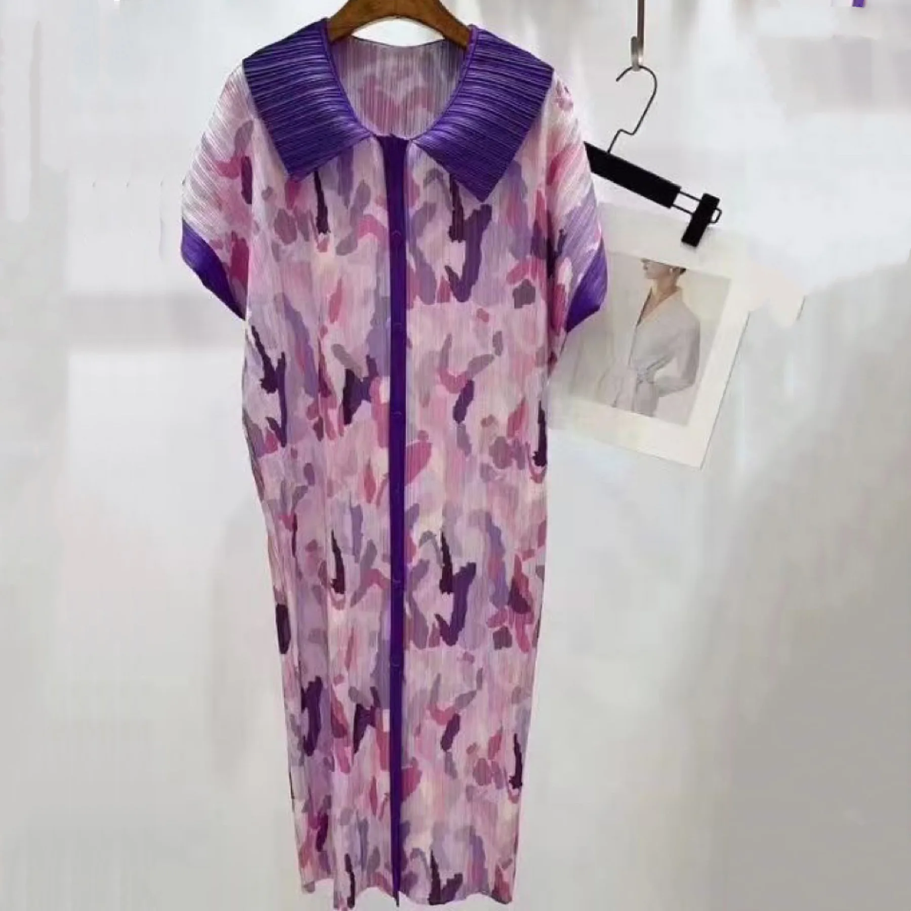 

2023 New Miyake Pleated Dress Lapel Printed Short Sleeve Loose Fashion Women Pleated Long Cardigan Summer Dresses