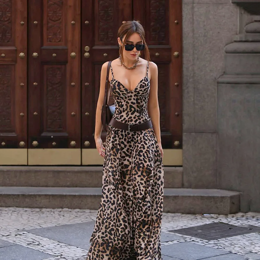 فساتين نسائية من قماش الجاكار صيفي شبكي لامع Strappy بقصة ضيقة ملابس نوادي أمريكية مثيرة على طراز فتاة حسية مطرزة للنوادي الليلية