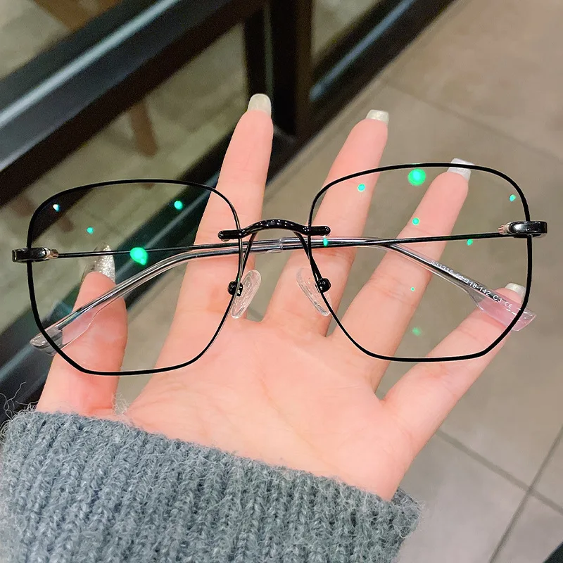 Frameless Trimming Glasses with Black Line Multilateral Ultra-Light Fashion Men Optical Prescription Customization Progressive