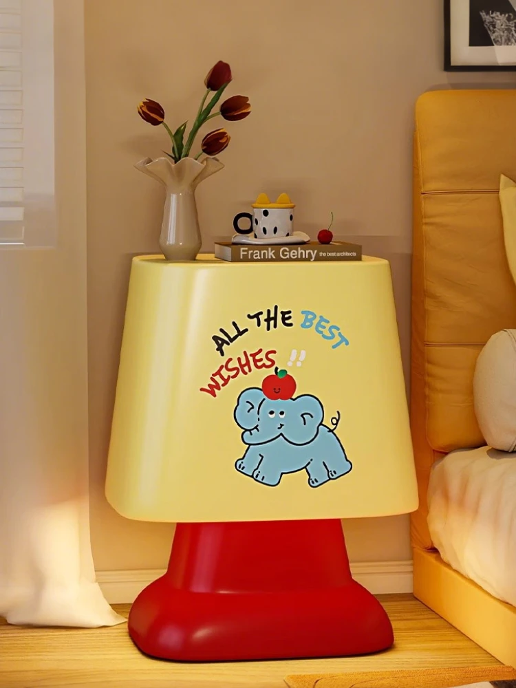 Creative Living Room Coffee Table Cartoon Sofa Side Table Children's Room Bedside Table Nordic Modern Style Decorative Furniture