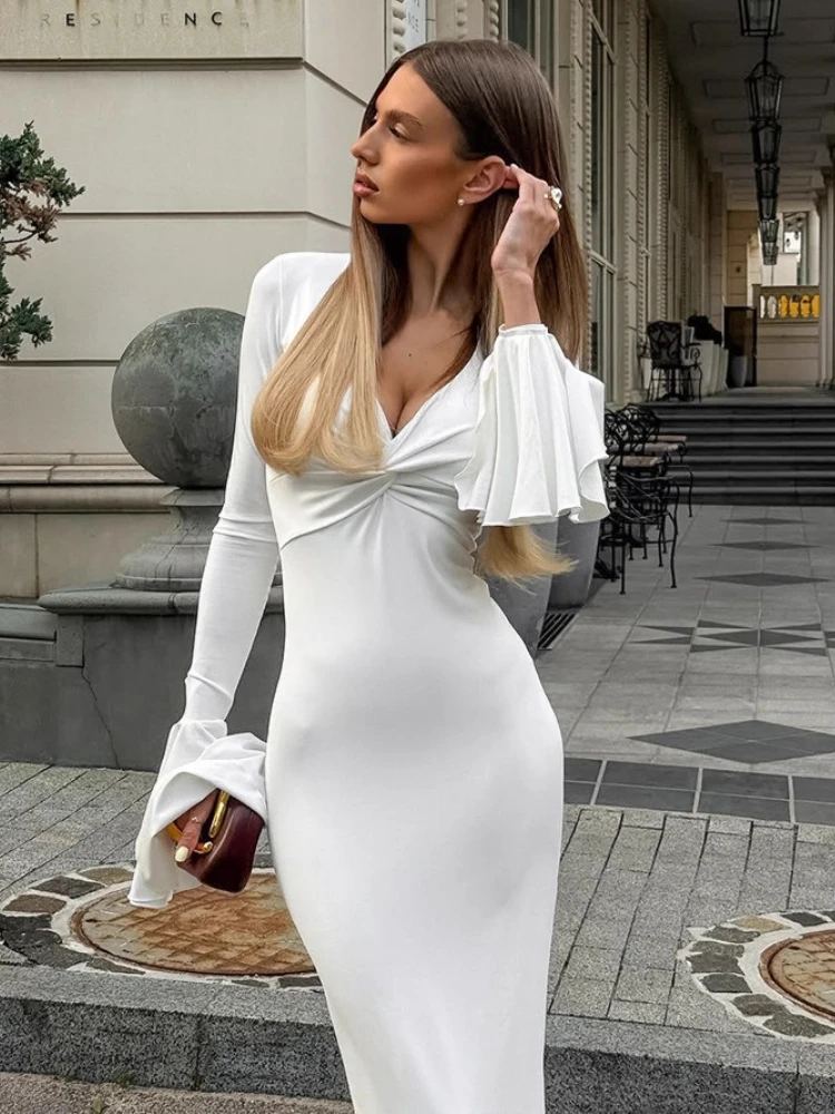 2025 New European Style Dress Pure Color V-Neck Flounce Flared Sleeve Dress Bodycon Mermaid Evening Dress French Inspired