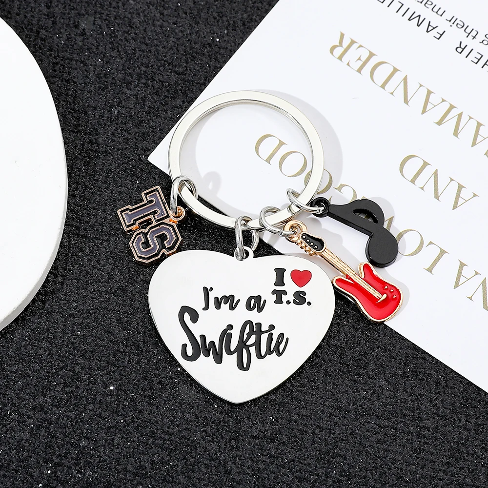 Singer Themed Music Guitar Heart-shaped Pendant Keyring Fashion Key Holder Backpack Accessory for Fans Party Unique Gift Idea
