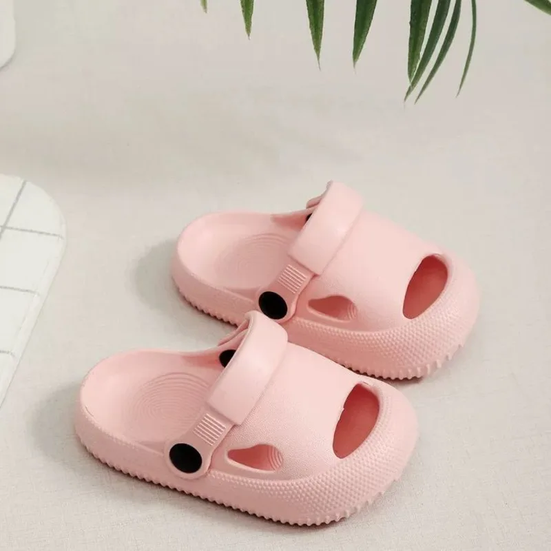 Zapatillas informales sólidas para niños y niñas, zapatos de playa suaves de EVA para verano, sandalias transpirables de dos maneras para niños pequeños