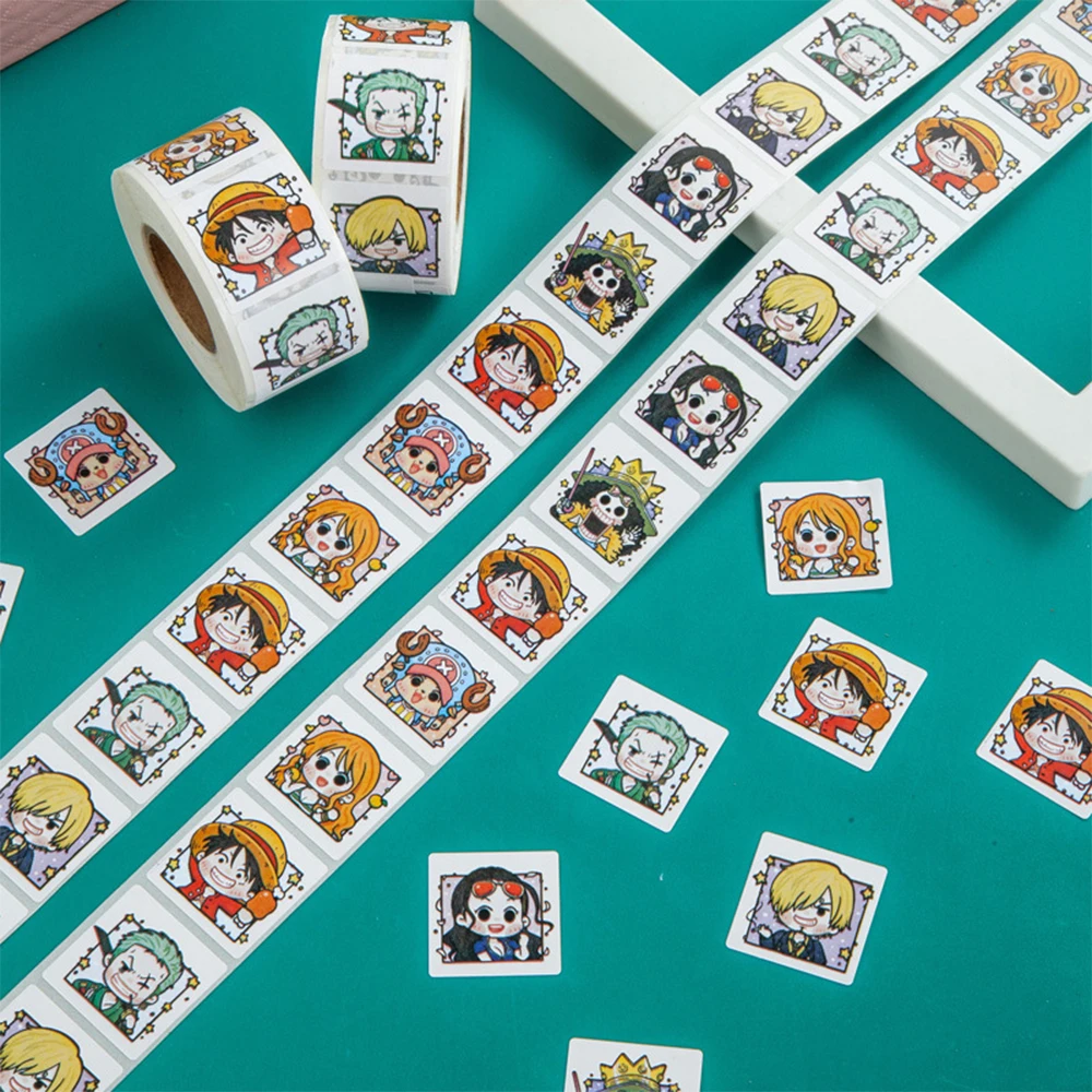 500 pz/rotolo Kawaii One Piece Anime Cartoon Adesivi di Tenuta Per Bambini FAI DA TE IN PVC Decalcomania Del Computer Portatile Decorazione Adesivo Kid Ricompensa Regalo Giocattolo