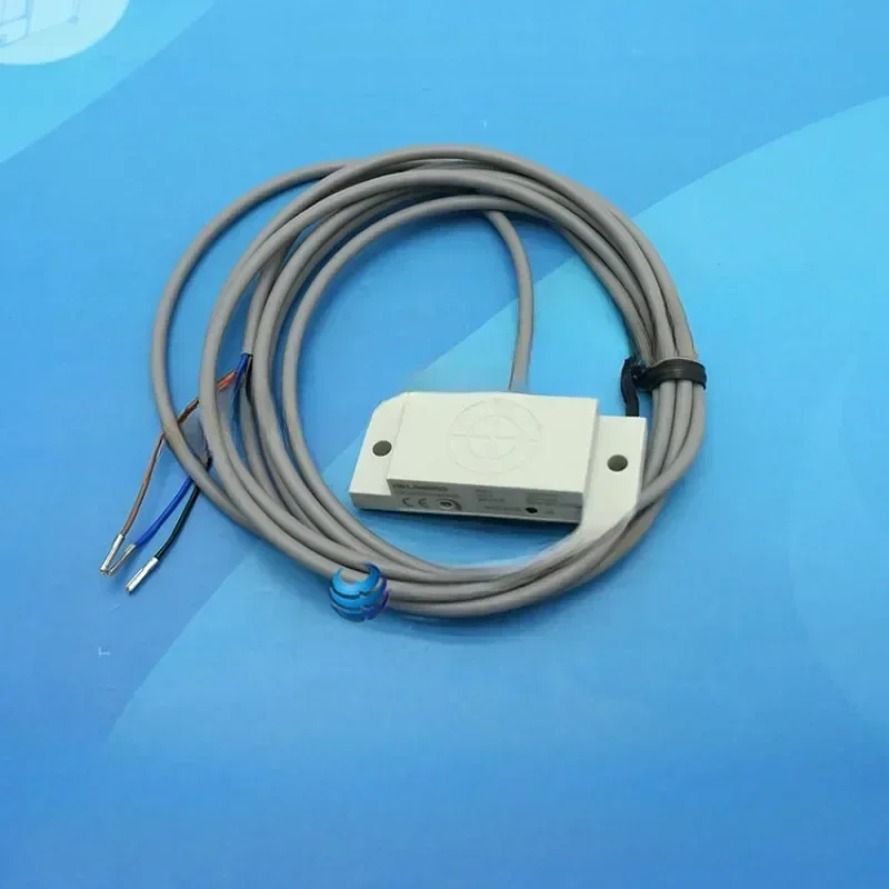 Capacitive proximity sensor CE34SN10DNO