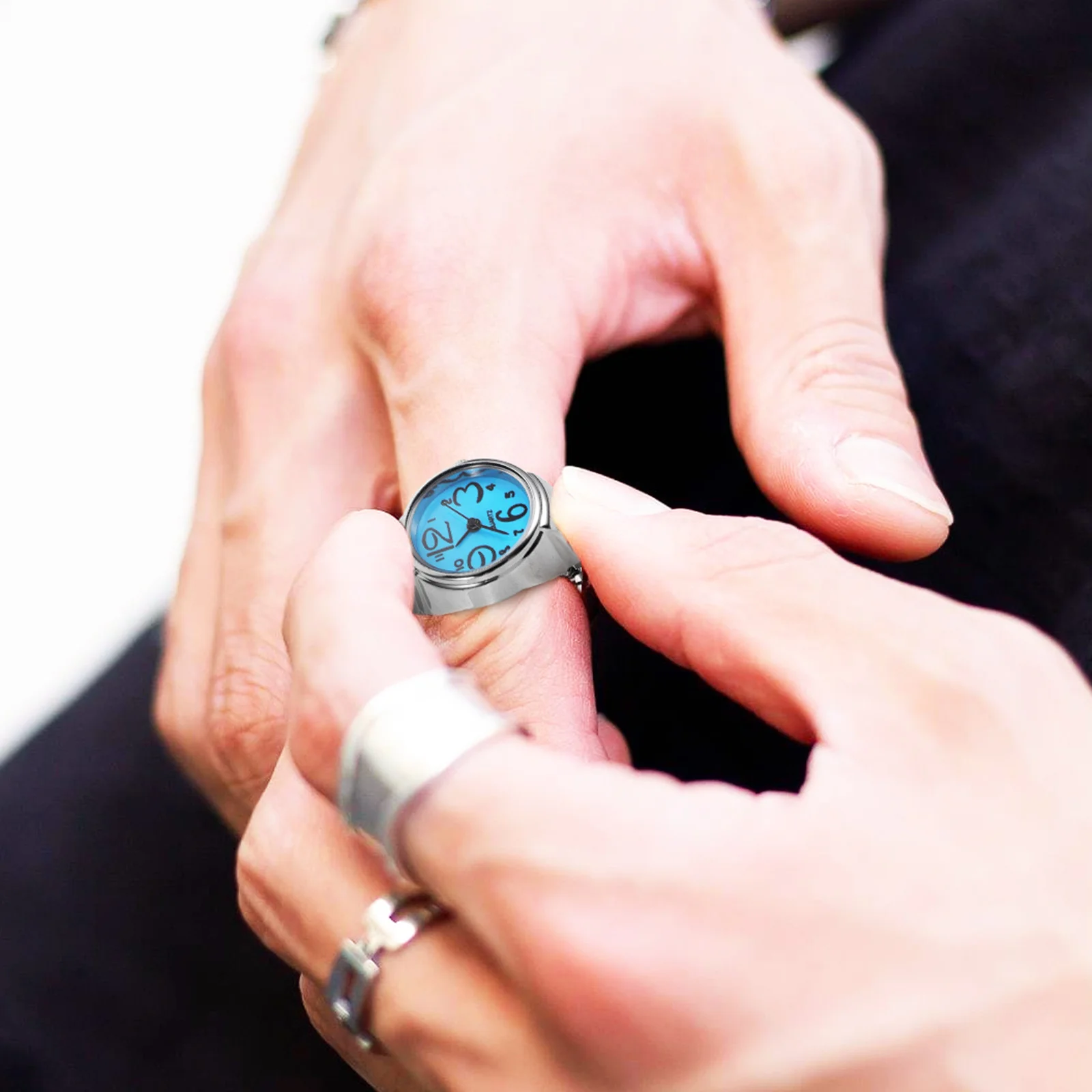 قطعتان من الساعات الدائرية الزرقاء العصرية للزوجين، عرض الوقت الواضح، هدية مثالية لها، ملابس يومية، مناسبة خاصة #4