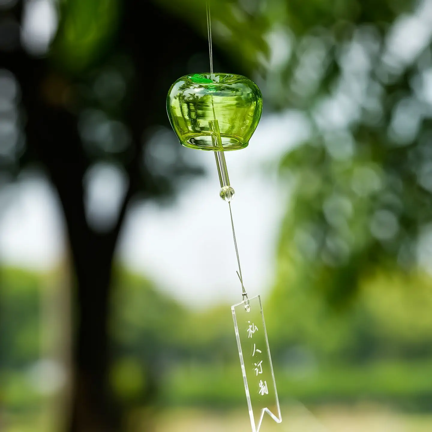 Customizable Green Apple Shaped Transparent Glass Wind Chime Hanging Ornament For Yard Garden Patio Home Decor
