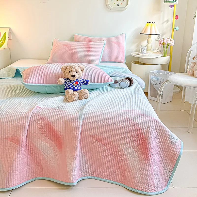

Romantic Gradient Quilted Thick Bedspread Set Anti Slip Multi-Purpose Bed Cover Kit Skin Friendly Bed Sheet Set for All Seasons