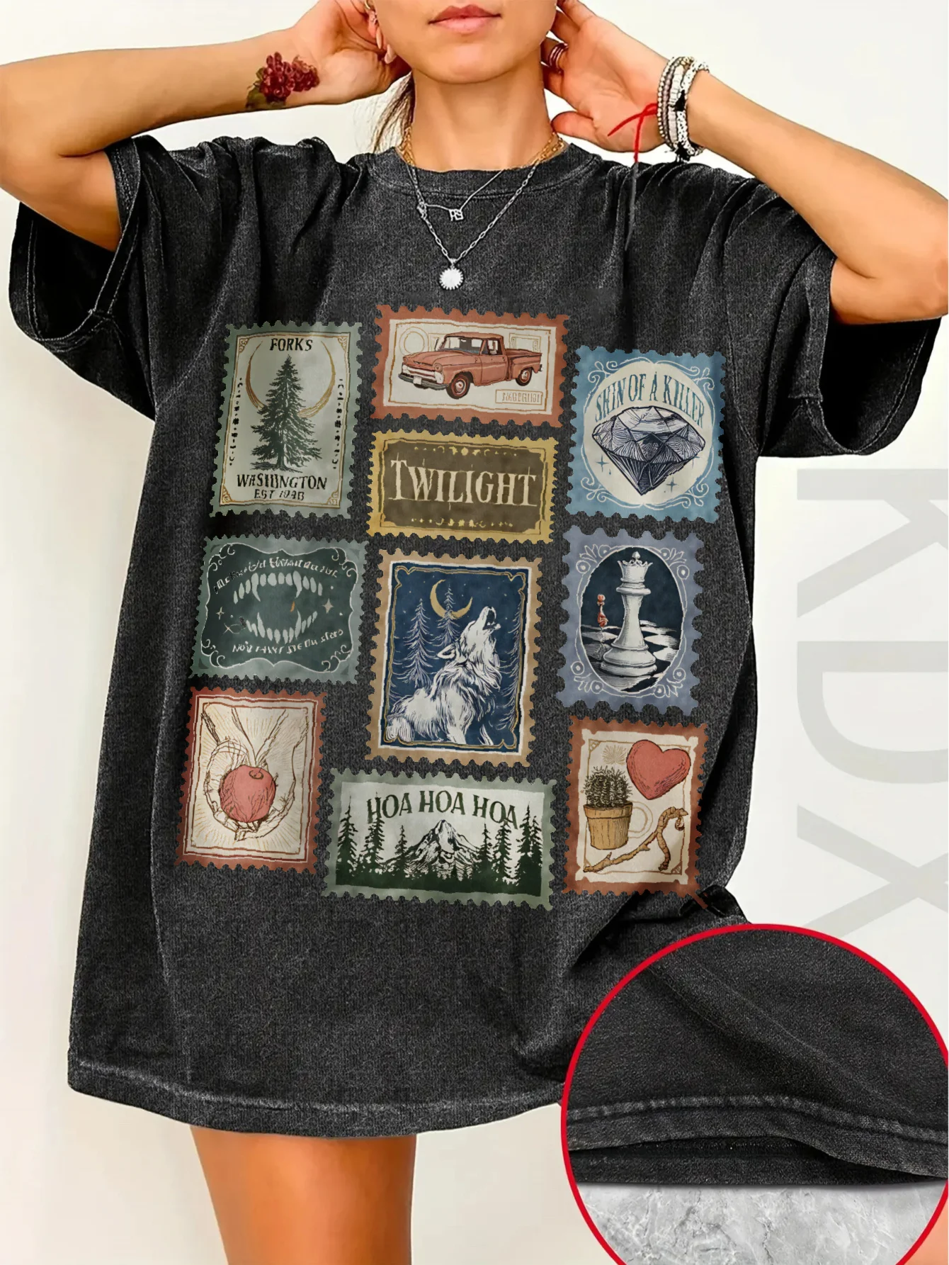 Twilight Washed Retro T-shirt with Vampire Werewolf Print Pattern Is An Excellent Gift for Daily Travel and Dating Fans