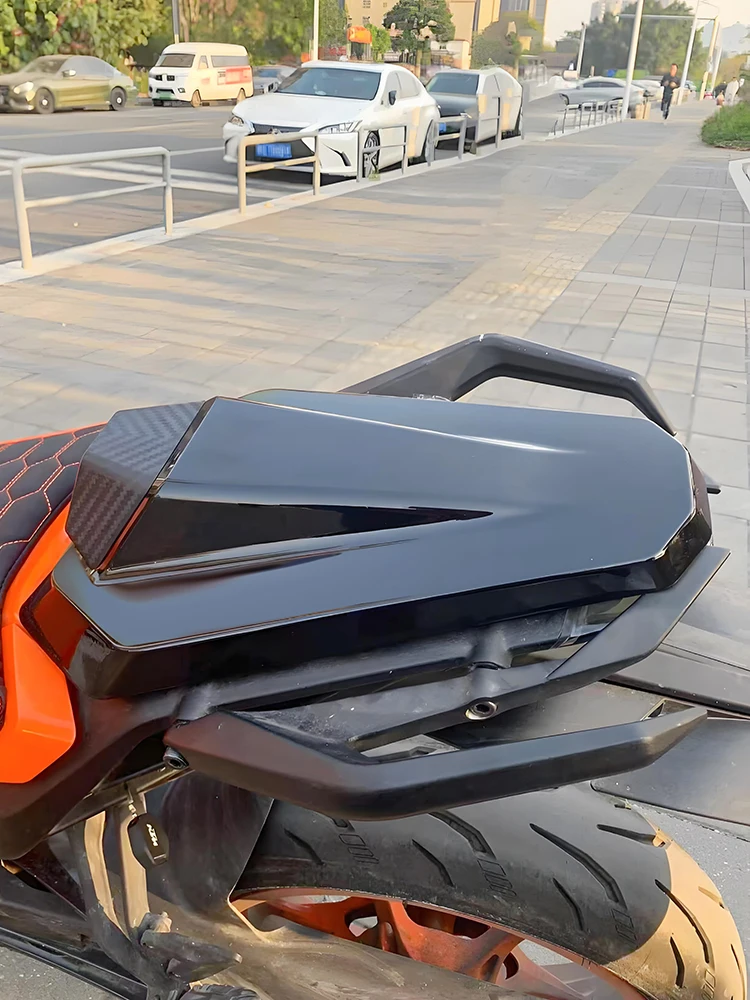 Pokrywa siedzenia motocyklowego, owiewka, tylna nakładka pasażera do KTM Duke 125 250 390 2024-2025 — 2