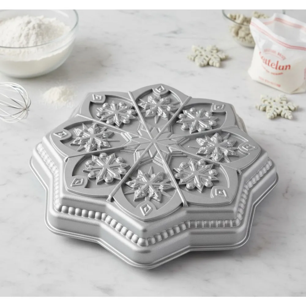 

Snowflake Shortbread Pan Cast Aluminum Bakeware, Nordic Design Cookie Mold for Holiday Baking, Christmas Gift for Home Bakers