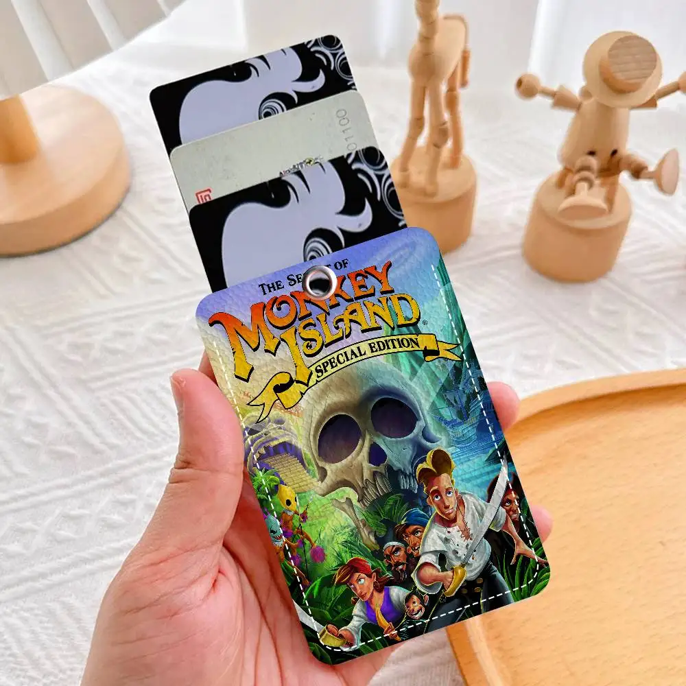 لعبة كلاسيكية سر سلسلة مفاتيح حامل جزيرة القرد مع سلسلة مفاتيح لبطاقة الوصول وبطاقة الحافلة وبطاقة الهوية الائتمانية وبطاقة البنك