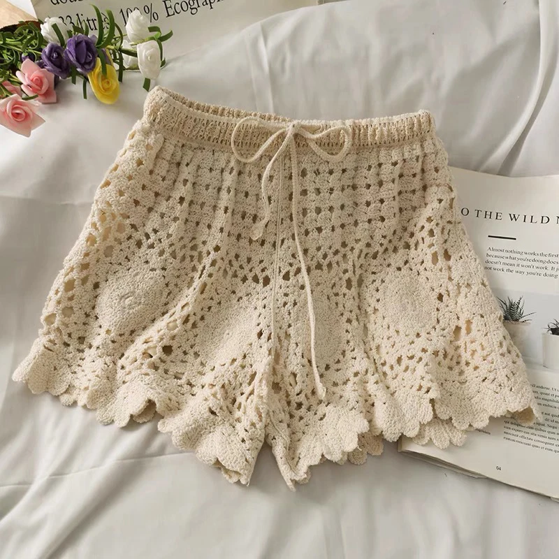 Weiblicher Trend Sommers trand Blumen häkeln böhmische Boho Chic Shorts 2023 Frauen Mode aushöhlen aztekischen ibiza Stammes ethnischen Shorts