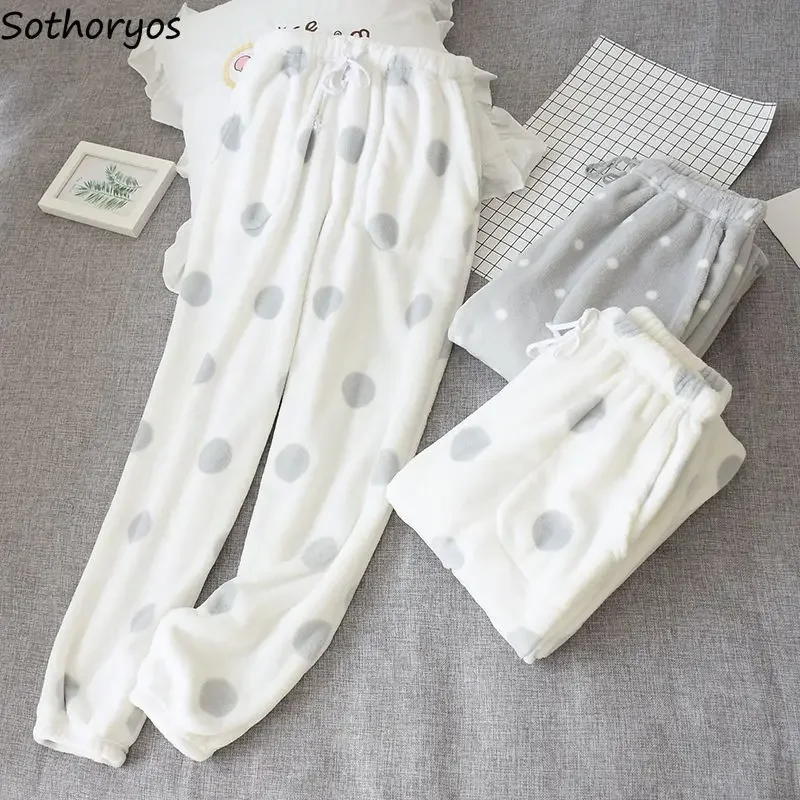 

Зимние фланелевые штаны для сна, женские свободные утолщенные мягкие теплые домашние нежные брюки для девочек, уютные брюки для отдыха в общежитии, шикарный корейский стиль