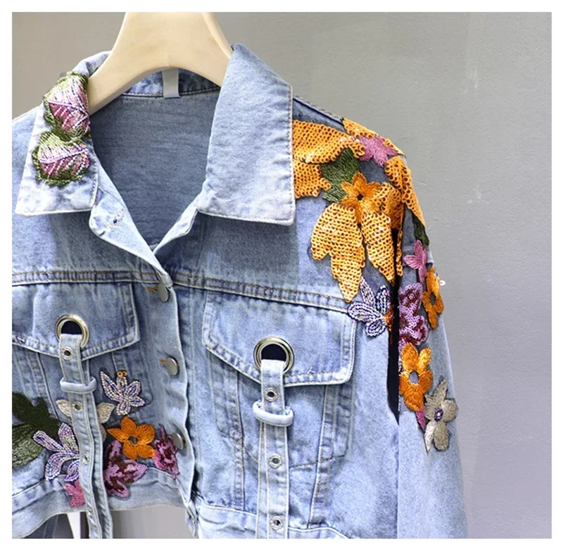 Veste en jean brodée de fleurs à paillettes pour femme, manteau court et Slim, assorti avec tout, nouveau Style coréen, automne 2025