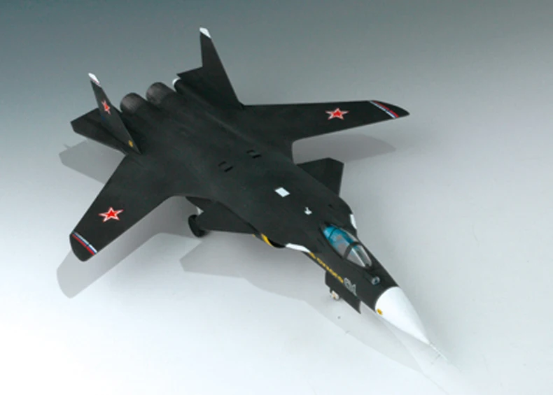 Hobbyboss 80211 1/72 Scale Russia SU-47(SU-37) Berkut Fighter Model Collectible Toy Plastic Assembly Building Model Kit Hobby