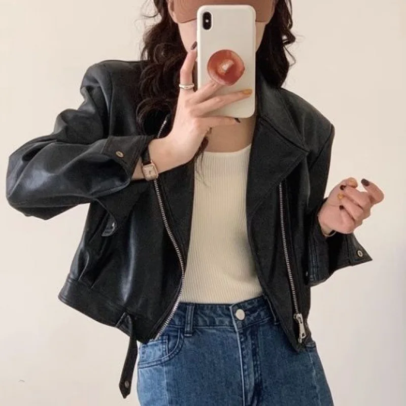 2023 Women Vintage Loose Pu Faux Leather Short Jacket with Belt Streetwear Female Zipper Retro Moto Biker Coat Outwear Tops