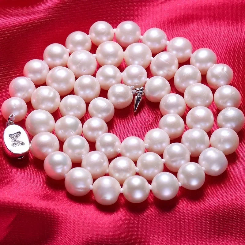 Dainashi 100% Natural Freshwate Pearl Necklace, AA Grade 8-9mm White Near Round Jewelry Necklace With Butterfly Buckle