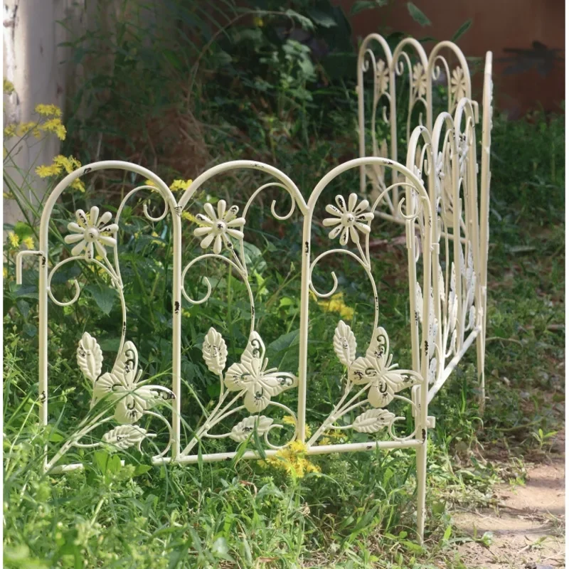 Outdoor Wrought Iron Garden Fence Villa Balcony Mini Picket Fence Flower Bed Partition Low Barrier Courtyard Decorative Fence