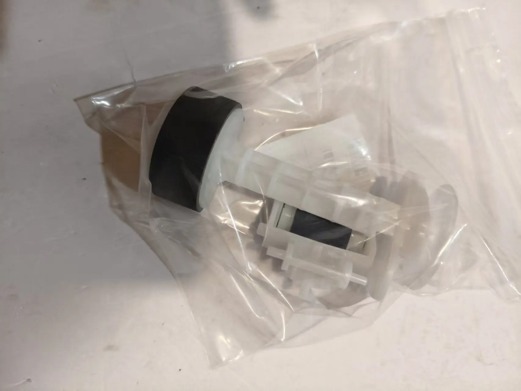 

50 комплектов роликов захвата бумаги 1569314 1569311 для EPSON L300 L310 L350 L355 L365 L366 L455 L456 L360 L110 L120 L130 L132 L210 L220 L222