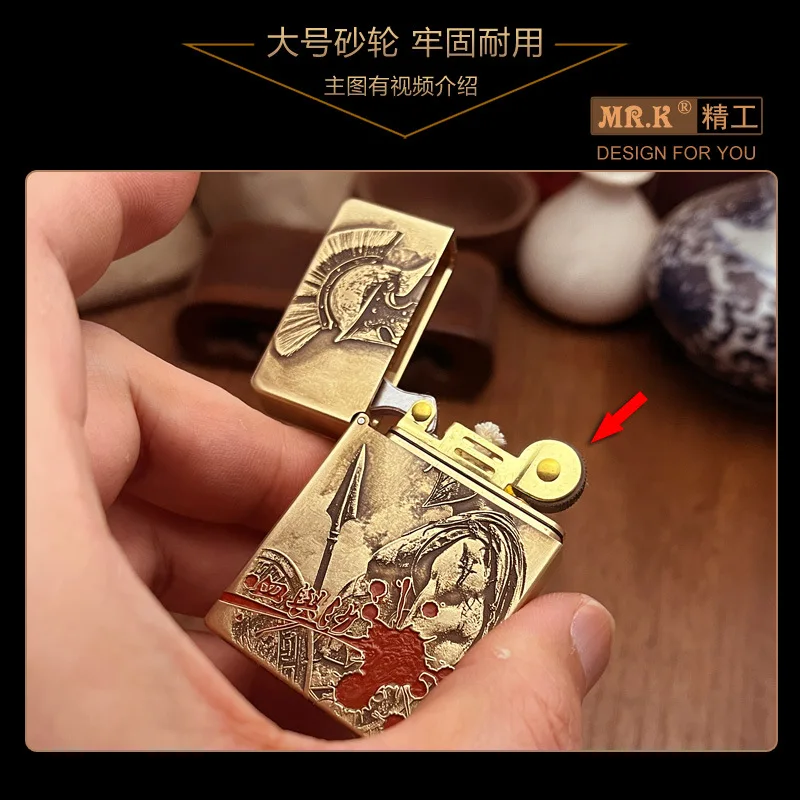 Exquisite Carving Warrior Fuel Oil lighter  Heavy Bronze Trench Kerosen Lighter Vintage Armor Classic Men\'s Lighter Gift Box