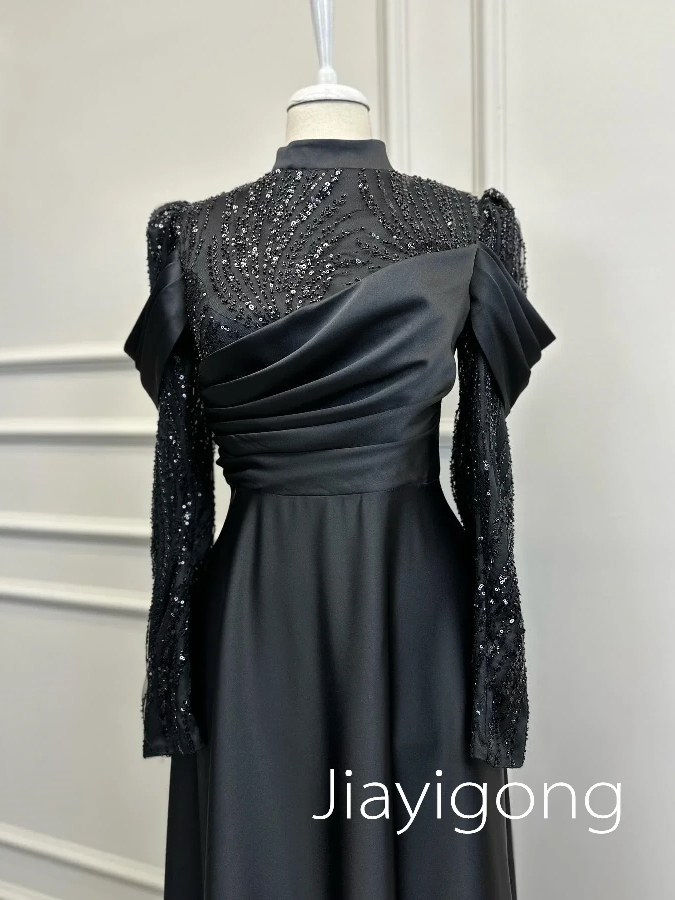 Personalizado estilo moderno clássico requintado strass a linha gola alta midi vestidos de noite alta qualidade moda formal