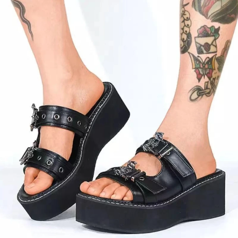 Goth Punk Large Thick Bottom Slippers Female Summer 2023 New Punk Bat Decorative Belt Buckle Slope Heel Sandals Female